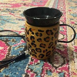 Cheetah print scentsy wax warmer